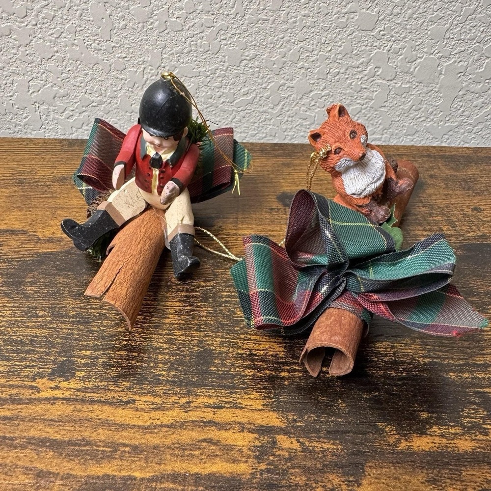 Silvestri Cinnamon Stick Christmas Ornaments Lot 2 Fox Huntsman Plaid Vintage